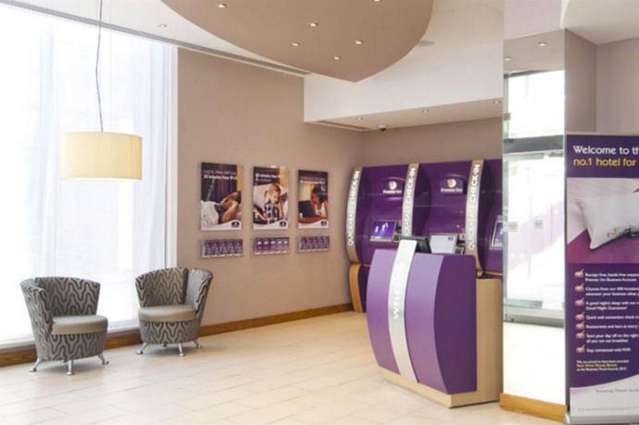 Premier Inn London City Exterior foto